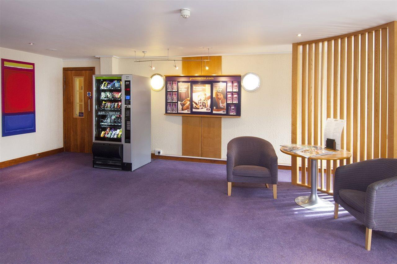 Premier Inn Premier Inn Silverstone Syresham Εξωτερικό φωτογραφία