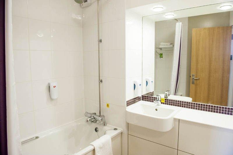 Premier Inn Premier Inn Silverstone Syresham Εξωτερικό φωτογραφία